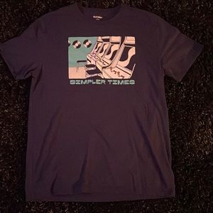 Old navy mens medium tee. Navy blue/white